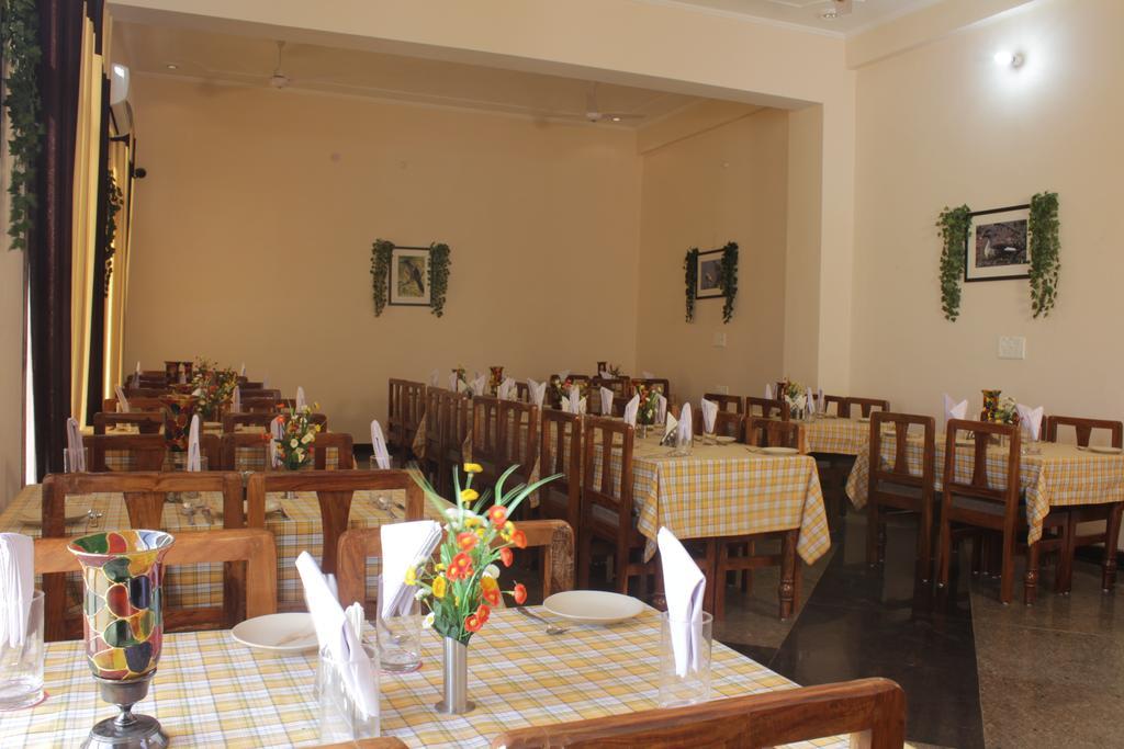 בהאראטפור Geetanjali Hotel & Motel מראה חיצוני תמונה