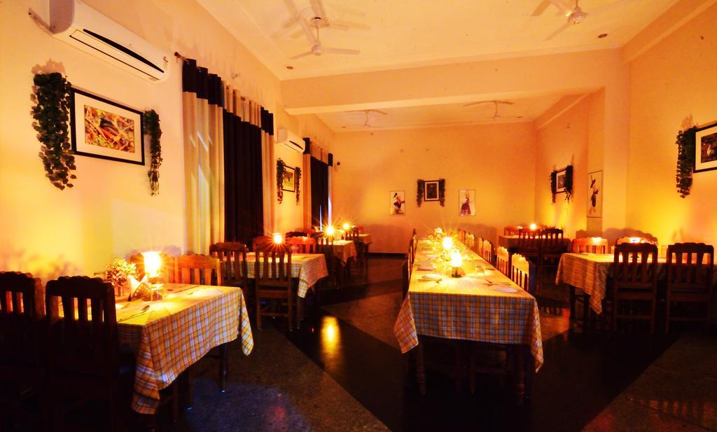 בהאראטפור Geetanjali Hotel & Motel מראה חיצוני תמונה