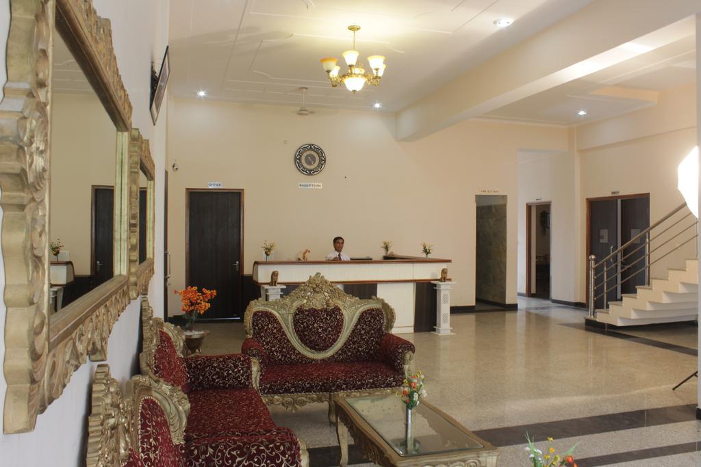 בהאראטפור Geetanjali Hotel & Motel מראה חיצוני תמונה